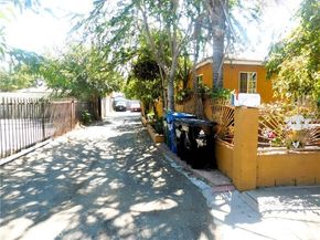 766 E 52nd Street, Los Angeles CA 90011