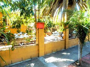 766 E 52nd Street, Los Angeles CA 90011