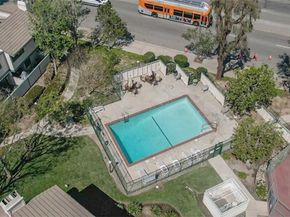 10504 Sunland 7, Sunland (los Angeles) CA 91040