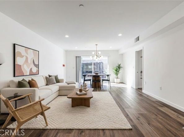 1121 N Berendo, Hollywood (los Angeles) CA 90006
