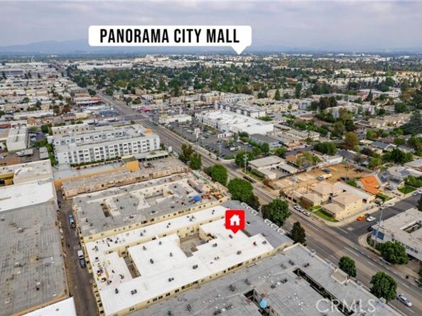 7035 Woodley 205, Van Nuys (los Angeles) CA 91406