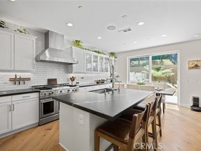 4689 Holly Avenue, Long Beach CA 90805