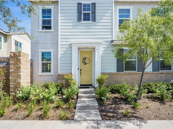 1633 Topeka, Upland CA 91784