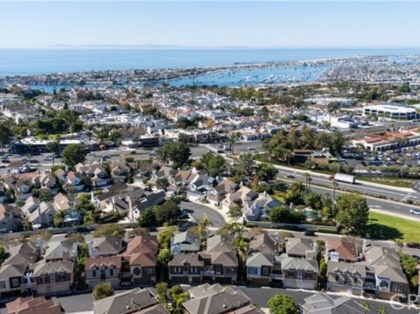 2545 Bungalow Place, Corona Del Mar (newport Beach) CA 92625