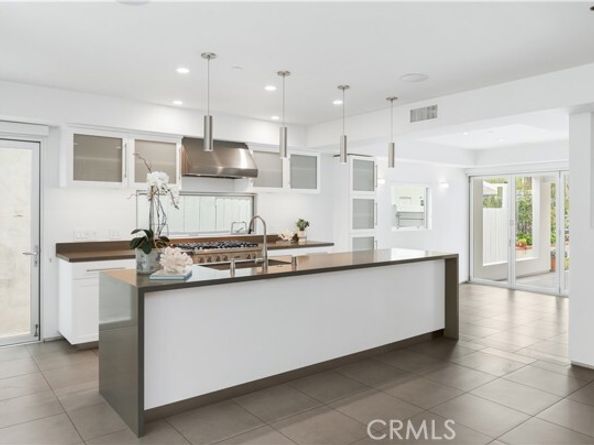 2618 Cove Street, Corona Del Mar (newport Beach) CA 92625