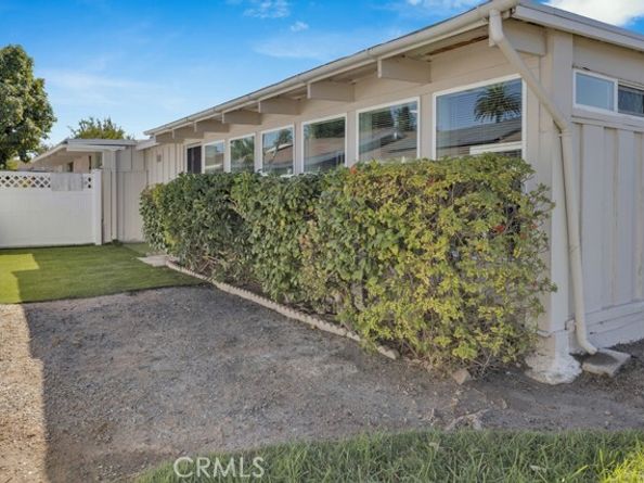 3760 Vista Campana 76, Oceanside CA 92057