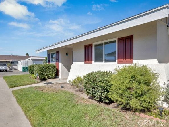 3760 Vista Campana 76, Oceanside CA 92057