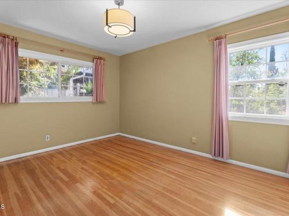 18746 Plummer Street, Northridge (los Angeles) CA 91324