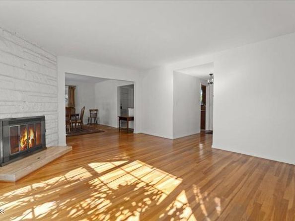 18746 Plummer Street, Northridge (los Angeles) CA 91324