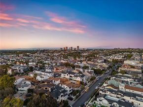 320 Heliotrope Avenue, Corona Del Mar (newport Beach) CA 92625