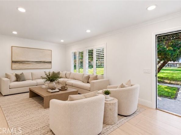 3165 College, Costa Mesa CA 92626