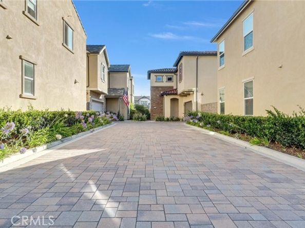 1164 Portola Oaks Dr, Lake Forest (el Toro) CA 92610