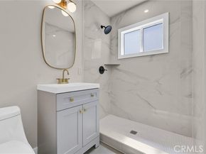 2942 S West View, Los Angeles CA 90016