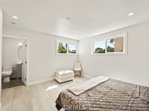 2942 S West View, Los Angeles CA 90016