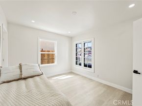 2942 S West View, Los Angeles CA 90016