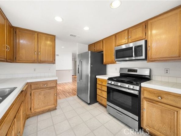 19091 Sycamore Glen, Lake Forest (el Toro) CA 92679