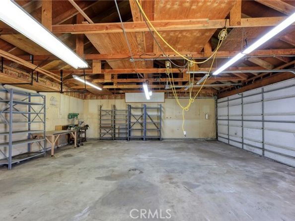 10833 McVine Ave Avenue, Sunland (los Angeles) CA 91040