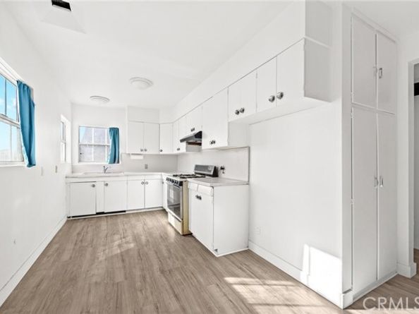 10833 McVine Ave Avenue, Sunland (los Angeles) CA 91040