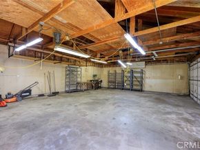 10833 McVine Ave Avenue, Sunland (los Angeles) CA 91040