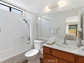 25712 Le Parc 7, Lake Forest (el Toro) CA 92630