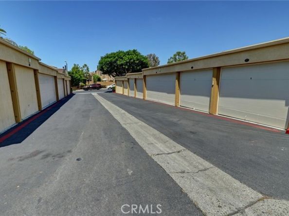 25712 Le Parc 7, Lake Forest (el Toro) CA 92630