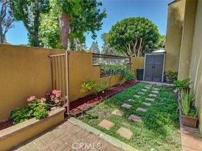 25712 Le Parc 7, Lake Forest (el Toro) CA 92630