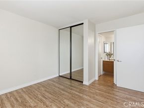 25712 Le Parc 7, Lake Forest (el Toro) CA 92630