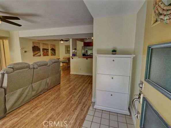 25712 Le Parc 7, Lake Forest (el Toro) CA 92630