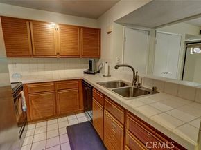 25712 Le Parc 7, Lake Forest (el Toro) CA 92630