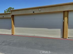 25712 Le Parc 7, Lake Forest (el Toro) CA 92630