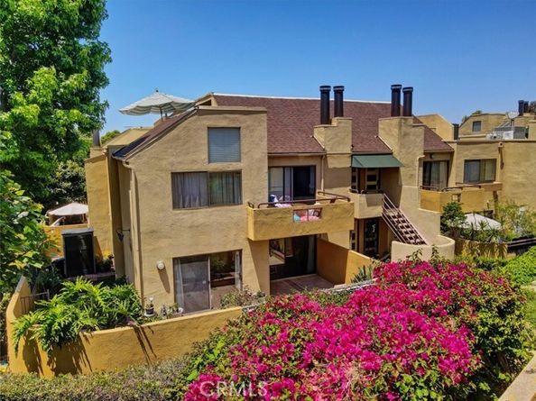 25712 Le Parc 7, Lake Forest (el Toro) CA 92630