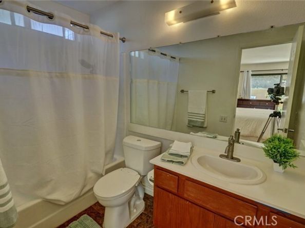 25712 Le Parc 7, Lake Forest (el Toro) CA 92630