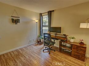 25712 Le Parc 7, Lake Forest (el Toro) CA 92630