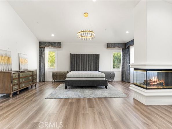 18 Bent Oak, Laguna Hills CA 92679