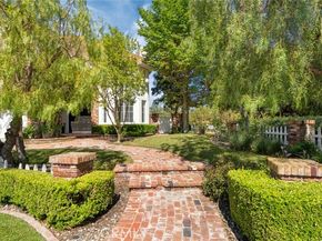 18 Bent Oak, Laguna Hills CA 92679