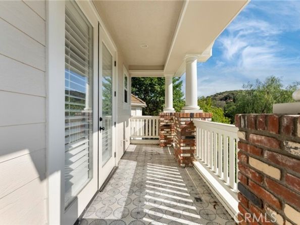 18 Bent Oak, Laguna Hills CA 92679