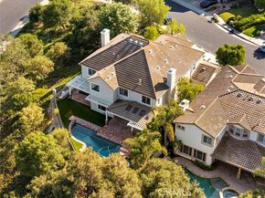 18 Bent Oak, Laguna Hills CA 92679