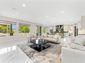 18 Bent Oak, Laguna Hills CA 92679