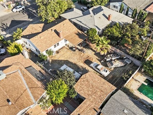 7057 Babcock Avenue, North Hollywood (los Angeles) CA 91605