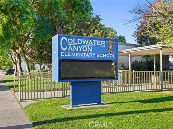 7057 Babcock Avenue, North Hollywood (los Angeles) CA 91605