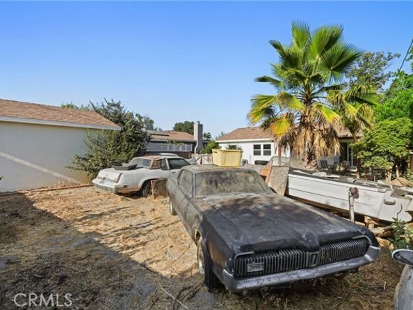 7057 Babcock Avenue, North Hollywood (los Angeles) CA 91605