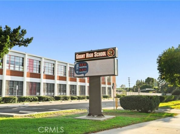 7057 Babcock Avenue, North Hollywood (los Angeles) CA 91605