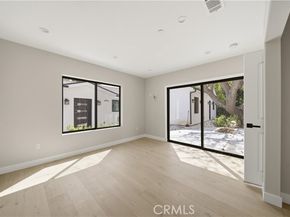 8542 De Celis Pl, North Hills (los Angeles) CA 91343