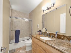 9527 oso Avenue, Chatsworth (los Angeles) CA 91311