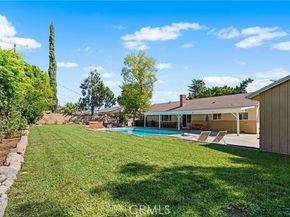 11223 White Oak Avenue, Granada Hills (los Angeles) CA 91344