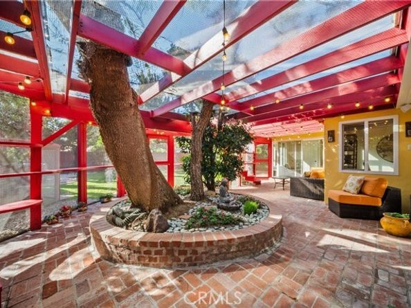 7819 Encino, Northridge (los Angeles) CA 91325