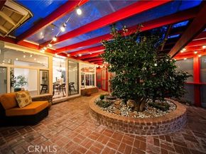 7819 Encino, Northridge (los Angeles) CA 91325