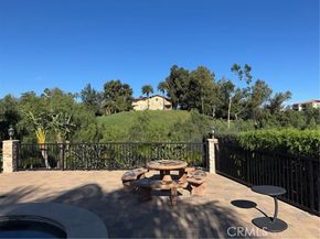 10565 Lubao, Chatsworth (los Angeles) CA 91311