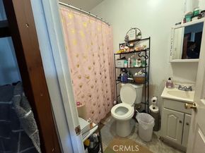 12112 Hoyt Street, Sylmar (los Angeles) CA 91342