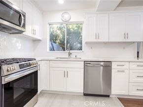 10125 De Soto 45, Chatsworth (los Angeles) CA 91311